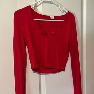 Worn a few times, it’s a looser crop top for me since I’m a size small